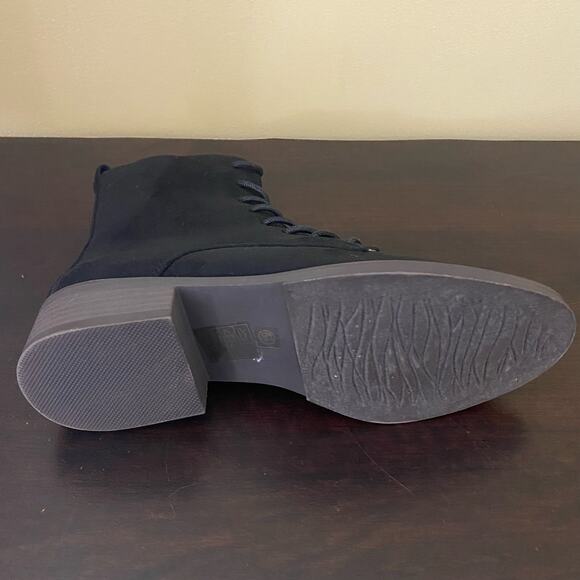 Journee Collection Womens Vienna Combat Boot - Picture 7 of 7